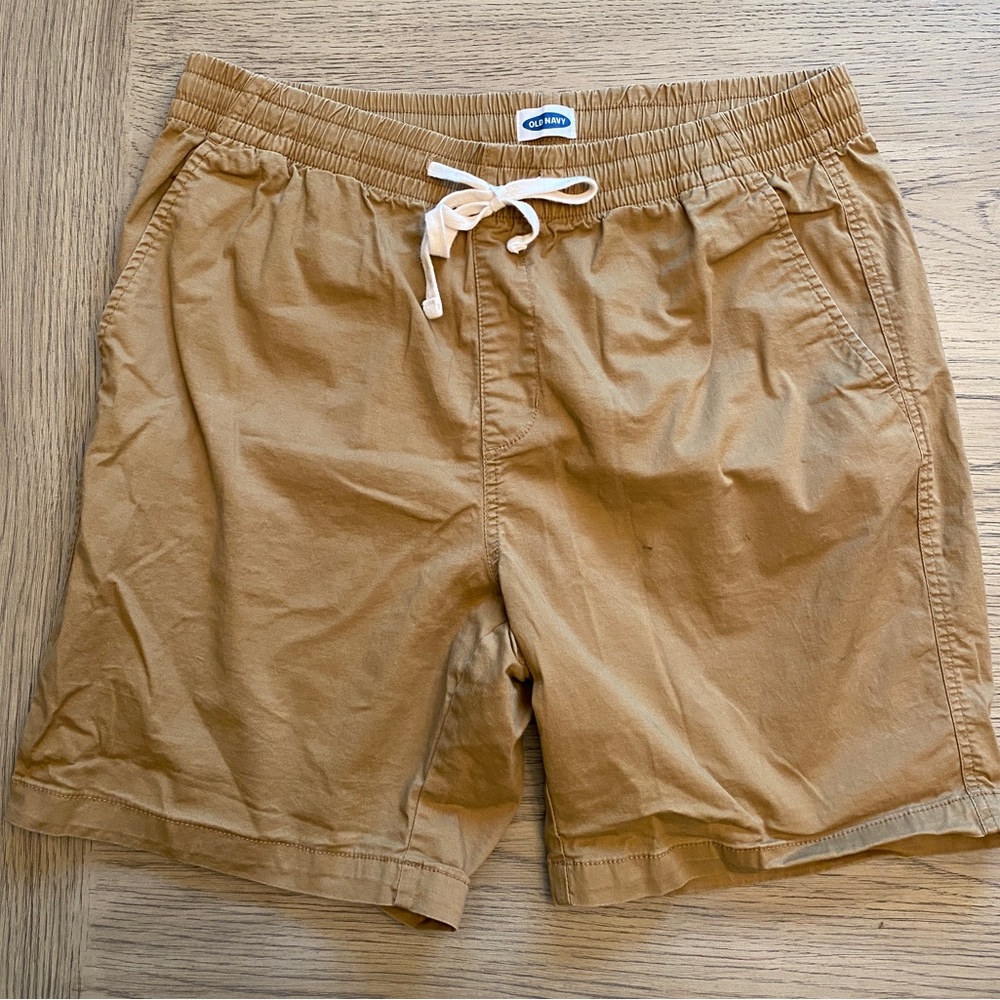 Old Navy Men’s Drawstring shorts Size Large